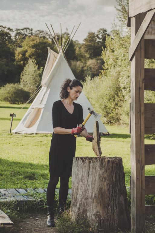 Hotel Les Tipis Du Bonheur De Vivre Brûlon Exteriér fotografie